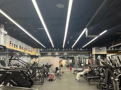 -VLines耀能运动24小时·月付制健身(京广桥店)