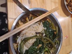 -柳州肥姨妈大骨螺蛳粉(东靖路店)