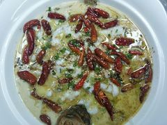 黃金酸菜魚-鱼亨小鲜酸菜鱼(大信店)