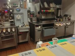 -麦当劳(中山八路店)