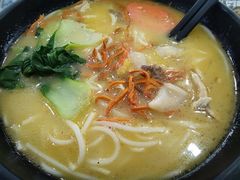 金牌土鸡米线-桥香园过桥米线(国贸店)