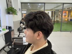 -尤司男士国潮理发馆