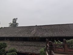 -峨眉山报国寺