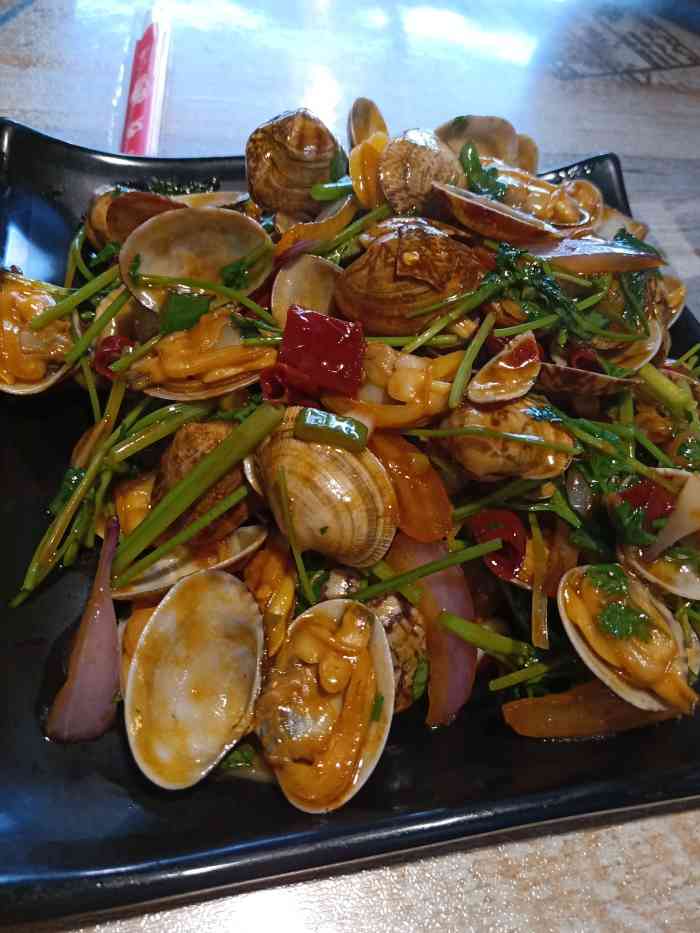 王小厨麻辣小馆辣炒海鲜麻辣烫-"每次出差都会去他家,喜欢麻辣的可以