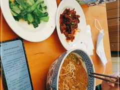 -沪西老弄堂面馆(定西路店)