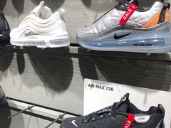 -NIKE品牌体验店(南京东路店)