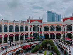 -佛罗伦萨小镇广佛名品奥特莱斯(疏港路店)