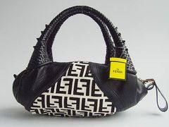 -FENDI(万象城店)