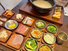 -银米·云南传统过桥米线(双廊黑金冠店)