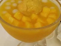 -小天鹅戴斯酒店鲸鲨百汇创作料理