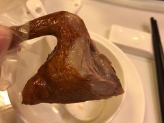 脆皮乳鸽-唐宫海鲜舫