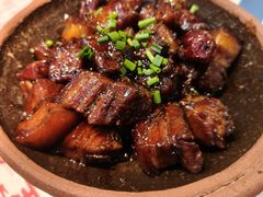 瓦罐红烧肉-堂瓦里·33年传统赣菜(第一街区店)
