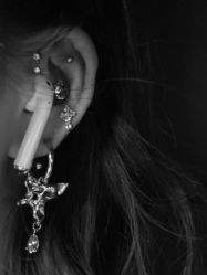 -脱白计划纹身集团