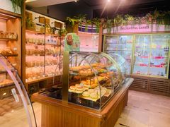 面包甜点陈列柜-巴黎贝甜(五道口店)