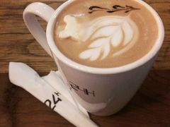 -24H COLOR咖啡厅(惠州金山湖店)
