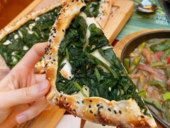 菠菜馅饼-MADO冰淇淋咖啡馆(淘金店)