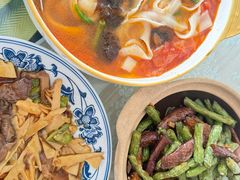 -天天向上素食餐厅(五台山店)