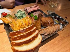 -半吨 Halfton&Friends(车公庙店)