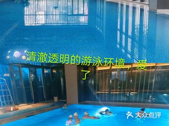 游泳参加中考体育项目，不少家长就开始着手把孩子送到专