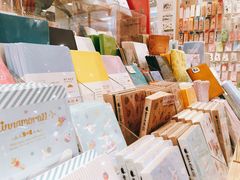 -猫的天空之城概念书店(印象城购物中心店)