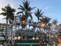 -渔家火锅·海鲜自助餐·演艺(亚龙湾天域酒店)