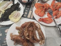 -金马门国际美食百汇(珞喻路店)