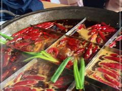 -正贰捌经重庆老火锅(建设路店)
