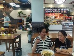 -秦君宝手擀菠菜面(金花路店)