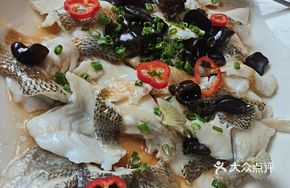 Steamed Perch Fillets