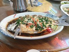 -芦茨金富饭庄·25年老字号·专做稻草鸡