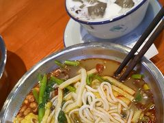 -雙冲柳州螺蛳粉&酸嘢&桂林米粉(簋街店)