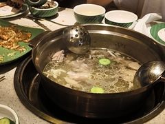 -润园四季椰子鸡火锅(海上世界店)