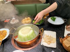 -得意咚瓜·顺德鱼生·冬瓜火锅(深圳首店)