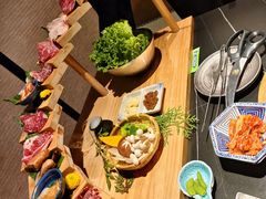 -山川小町·极番烧肉(新地假日广场店)