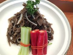 -松沪名灶·豆浆鱼头·新上海菜(江川路交大店)