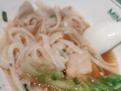 崩砂牛腩河粉-西关明记肠粉·亚洲地标美食(北京路店)
