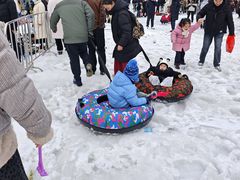 -汤山欢乐雪世界