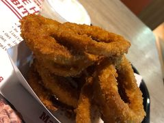 洋葱圈-The Habit Burger Grill 哈比特汉堡(复兴soho店)