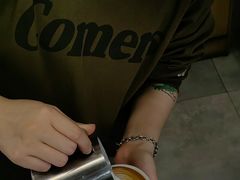 热拿铁-麻雀咖啡SPARROW COFFEE(十全街店)