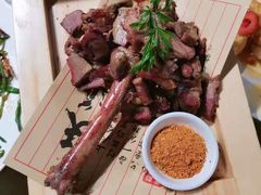 -山楂树融合菜餐厅