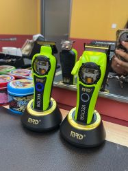 -Devilhands Barbershop男士理容店