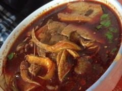 红油米线-老字号杨坡红油米线腊汁肉夹馍(东四道巷店)