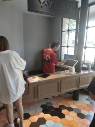 -苑苑发型设计