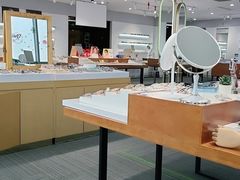 -亚美视光眼镜店(重庆路活力城店)