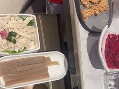 -左庭右院鲜牛肉火锅(金山万达店)