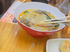 -鸭小妹鸭血粉丝(老门东店)
