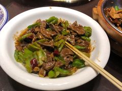 -刘胖子家常菜·蹄花焖藕(中央花园店)