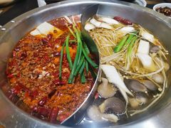 -沸炉重庆老火锅(军事博物馆店)