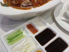 -小桃红·东北菜·春饼烤鸭(南阳湖街店)