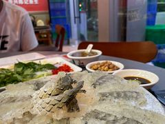 -官塘陈记鱼生·潮汕砂锅粥·牛肉火锅(潮枫路总店)